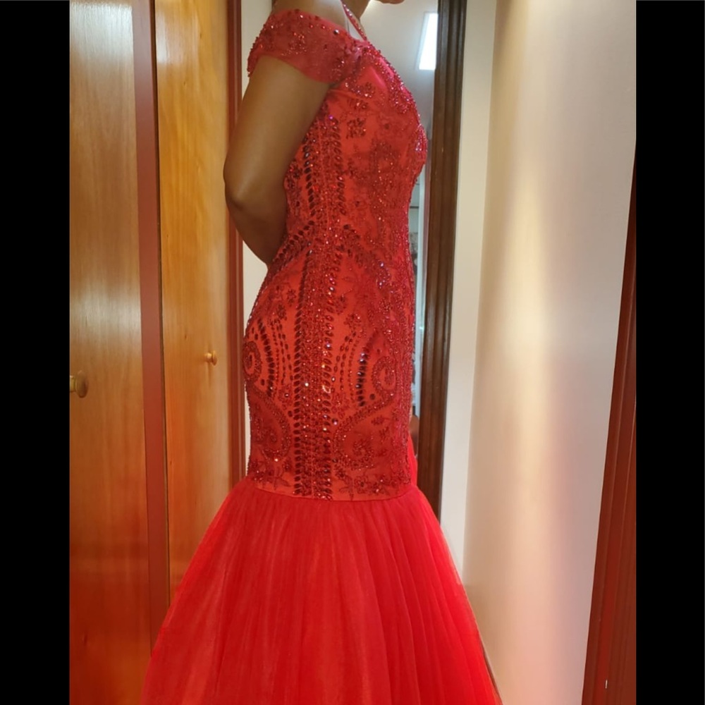Sherri Hill Pageant Chic Dress Size 4 - Picture 7 of 9